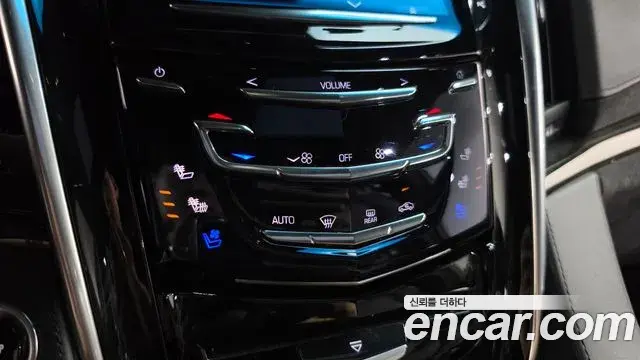 Cadillac Escalade 2019 — Photo 28/41