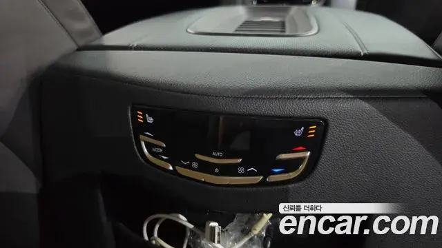 Cadillac Escalade 2019 — Photo 36/41