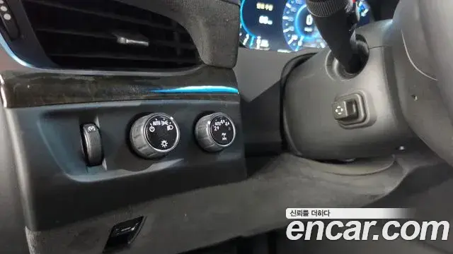 Cadillac Escalade 2019 — Photo 31/41