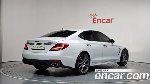 Genesis G70 2018 — ფოტო 21/35