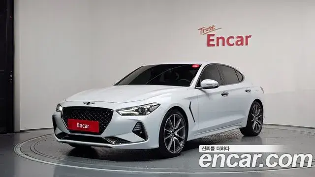 Genesis G70 2018 — ფოტო 28/35