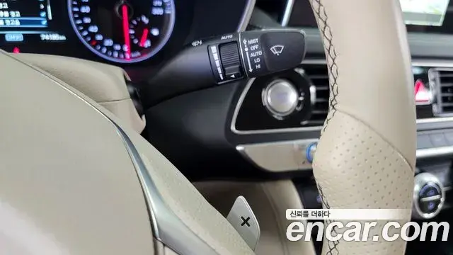 Genesis G70 2018 — ფოტო 7/35