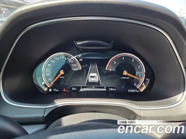 Genesis GV80 2020 — ფოტო 18/19