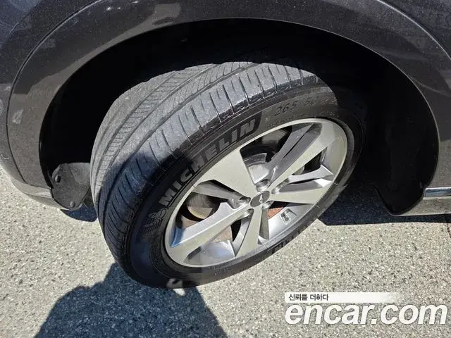 Genesis GV80 2020 — ფოტო 17/19