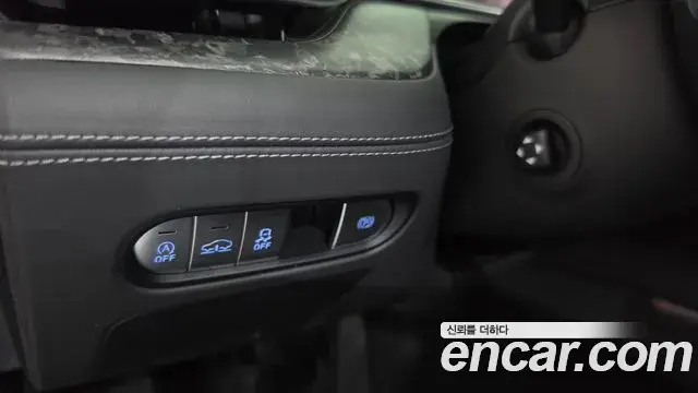 Genesis G90 2024 — Photo 9/39