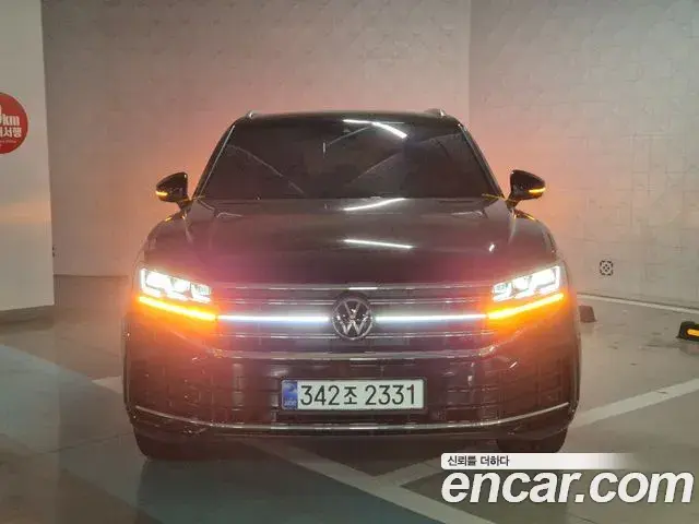 Volkswagen Touareg 2026 — ფოტო 4/20