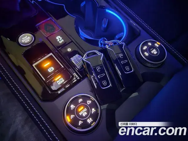 Volkswagen Touareg 2026 — ფოტო 18/20