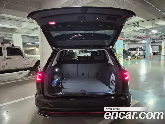 Volkswagen Touareg 2026 — ფოტო 13/20