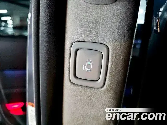 Hyundai Staria 2021 — ფოტო 7/17