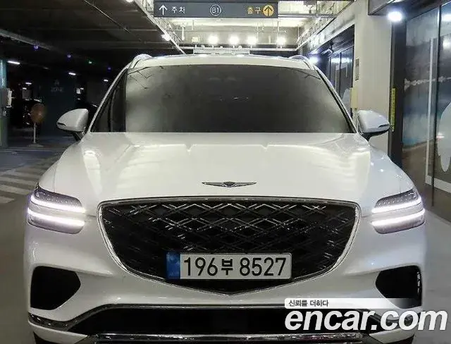 Genesis GV70 2024 — ფოტო 15/20