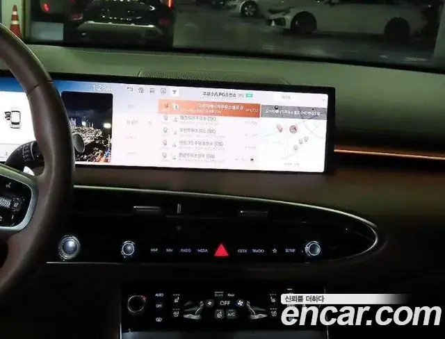 Genesis GV70 2024 — ფოტო 14/20