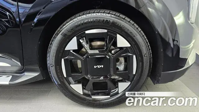 Kia Carnival 2025 — Photo 25/40