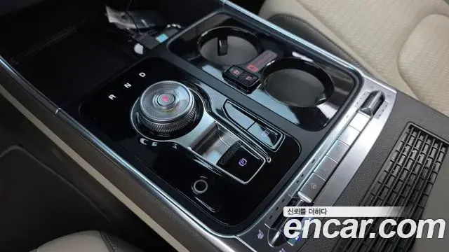 Kia Carnival 2025 — Photo 32/40