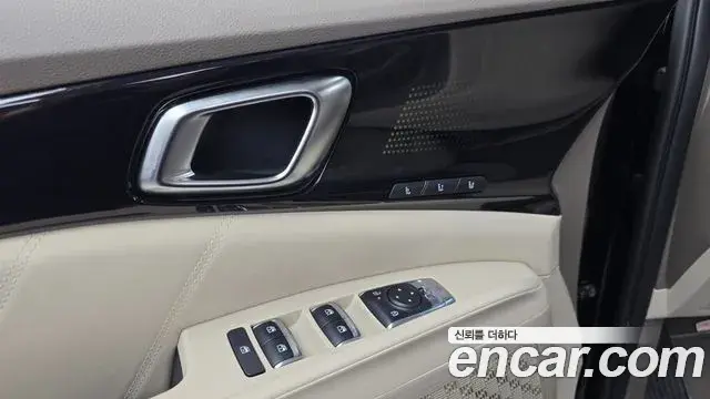 Kia Carnival 2025 — Photo 11/40