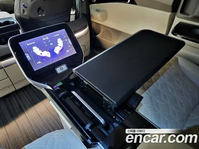 Kia Carnival 2025 — Photo 34/40