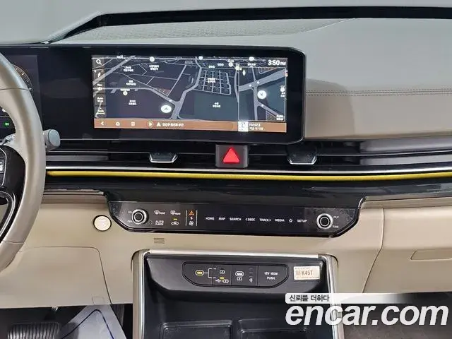 Kia Carnival 2025 — Photo 37/40