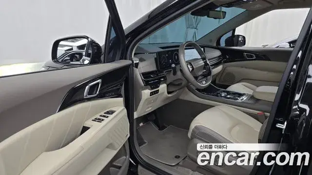 Kia Carnival 2025 — Photo 36/40