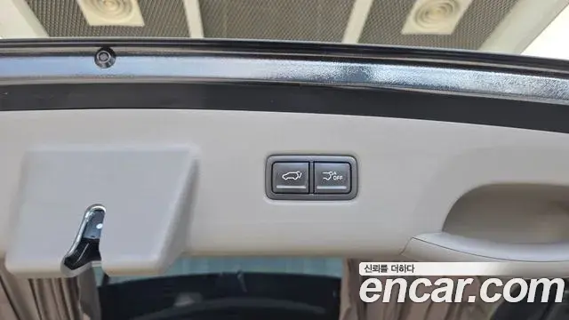 Kia Carnival 2025 — Photo 29/40
