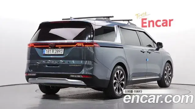 Kia Carnival 2020 — Фото 2/20
