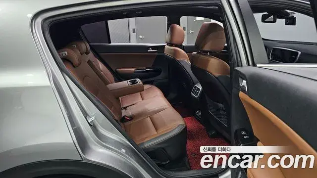 Kia Sportage The Bold 2019 — Фото 11/20