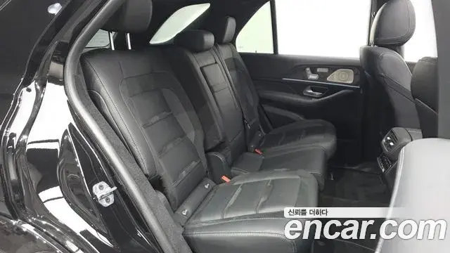 Mercedes-Benz GLE-Class 2022 — Фото 12/20