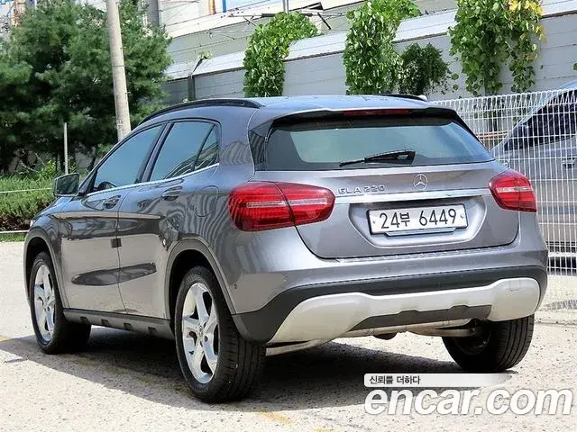 Mercedes-Benz GLA-Class 2018 — Фото 1/20