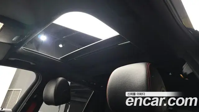 Mercedes-Benz GLC-Class 2021 — Photo 15/20