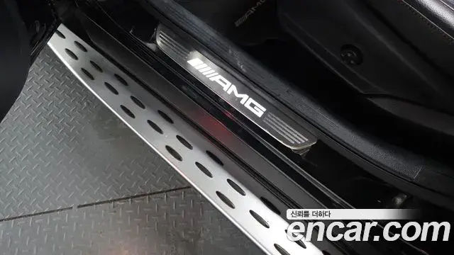 Mercedes-Benz GLC-Class 2021 — Photo 19/20
