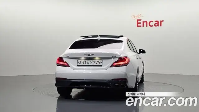Genesis G70 2020 — Şəkil 12/20