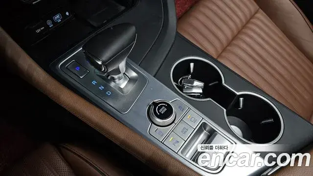 Genesis G70 2020 — Şəkil 8/20