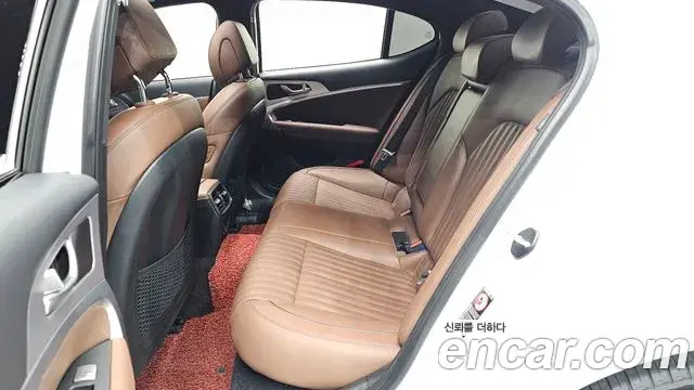Genesis G70 2020 — Şəkil 1/20