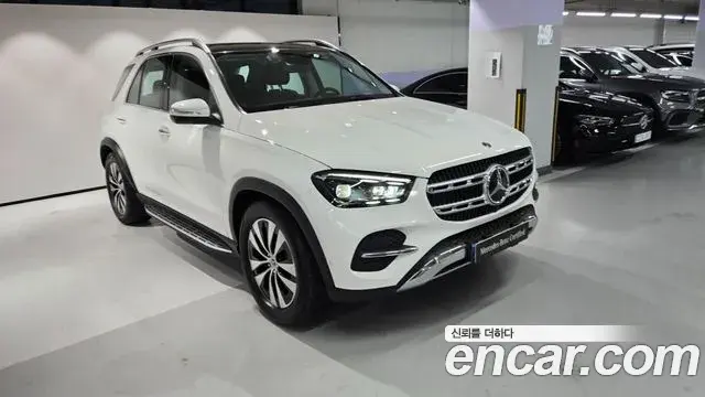 Mercedes-Benz GLE-Class 2026 — Фото 1/20