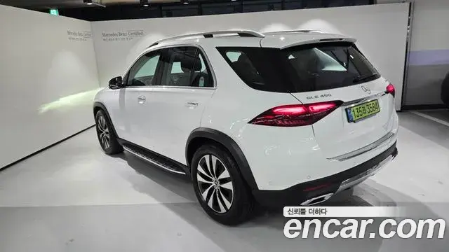 Mercedes-Benz GLE-Class 2026 — Фото 2/20