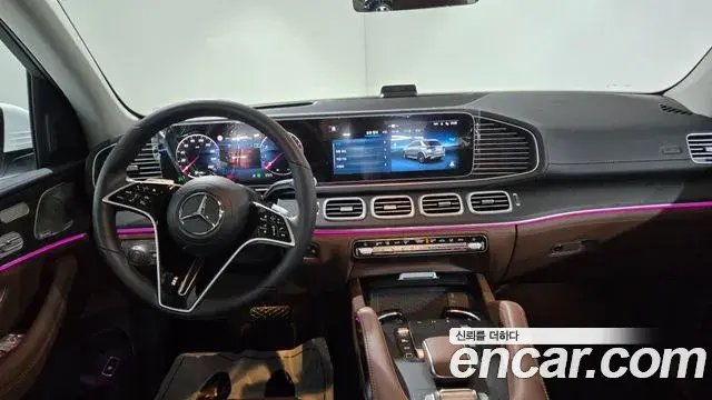 Mercedes-Benz GLE-Class 2026 — Фото 17/20