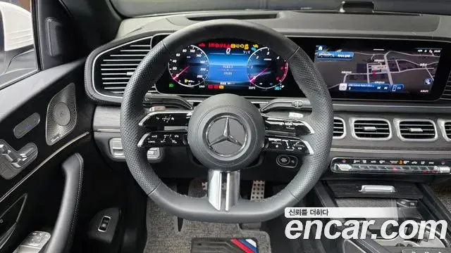 Mercedes-Benz GLE-Class 2023 — Photo 30/33