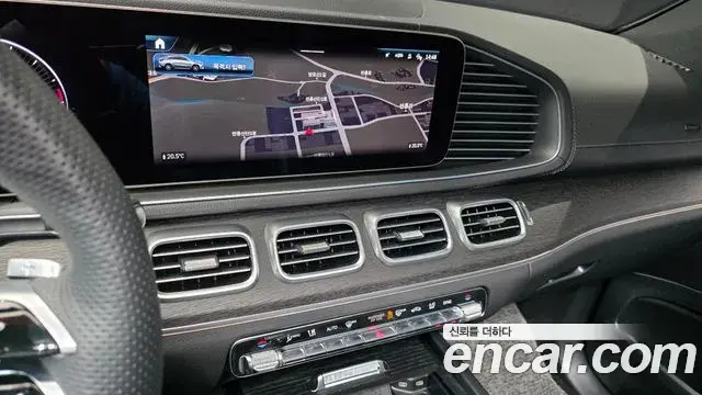 Mercedes-Benz GLE-Class 2023 — Photo 11/33