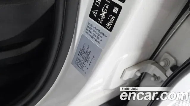 BMW X5 2022 — ფოტო 23/34