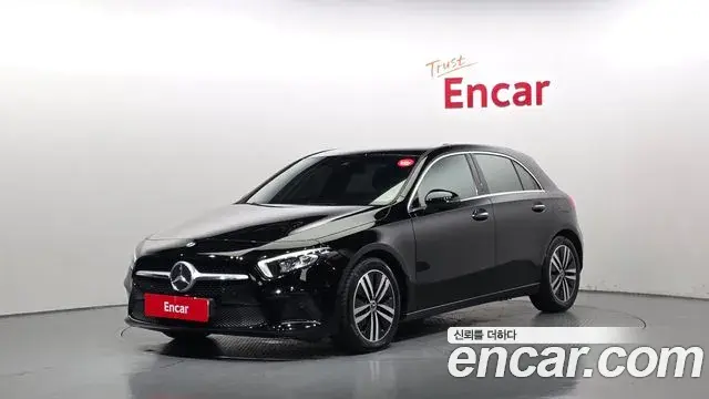 Mercedes-Benz A-Class 2022 — ფოტო 6/20