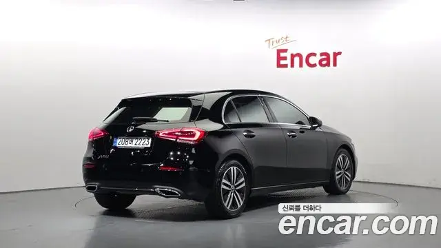 Mercedes-Benz A-Class 2022 — ფოტო 7/20