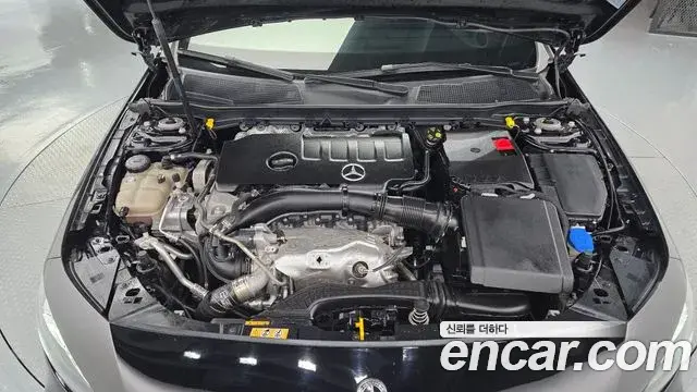 Mercedes-Benz A-Class 2022 — ფოტო 13/20