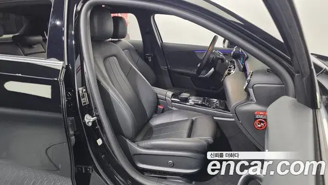 Mercedes-Benz A-Class 2022 — ფოტო 16/20