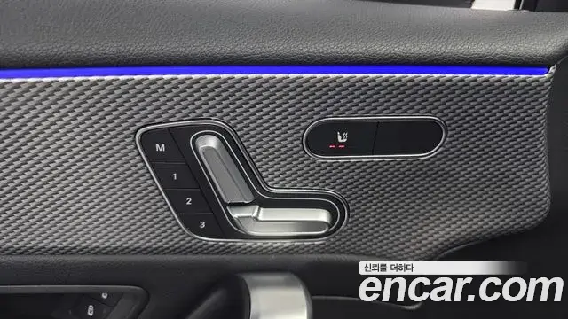 Mercedes-Benz A-Class 2022 — ფოტო 19/20