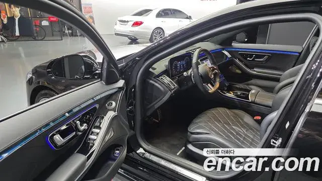 Mercedes-Benz S-Class 2021 — Photo 10/20