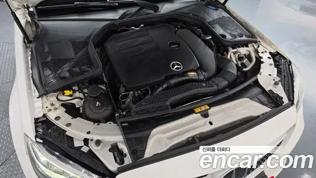 Mercedes-Benz C-Class 2019 — Фото 6/20