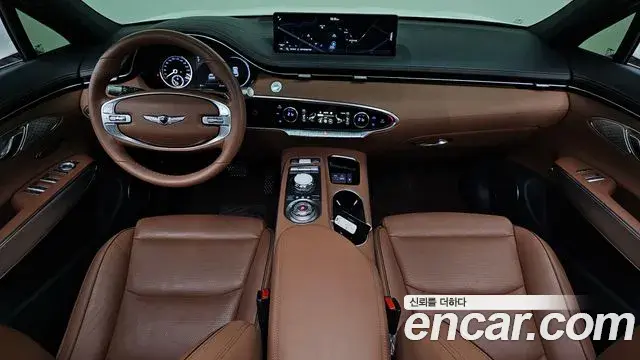 Genesis GV70 2023 — ფოტო 32/35