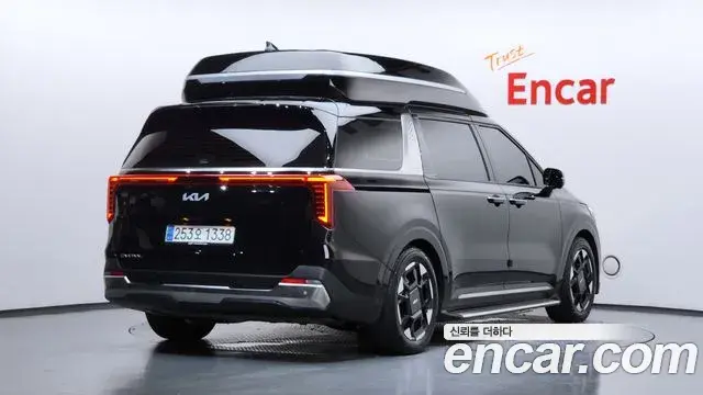 Kia Carnival 2024 — Фото 2/20