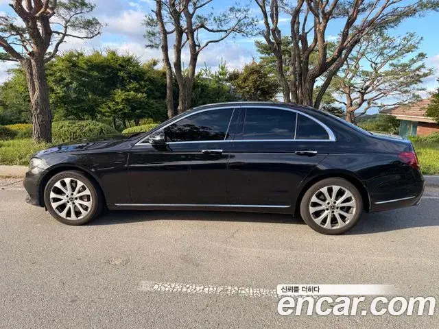 Mercedes-Benz E-Class 2018 — ფოტო 5/11