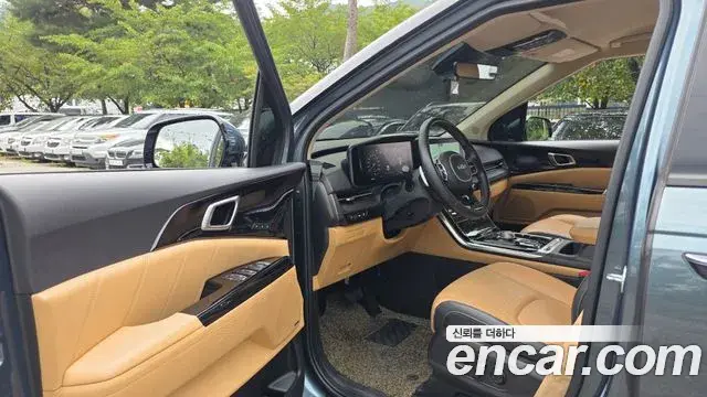 Kia Carnival 2022 — Şəkil 10/20