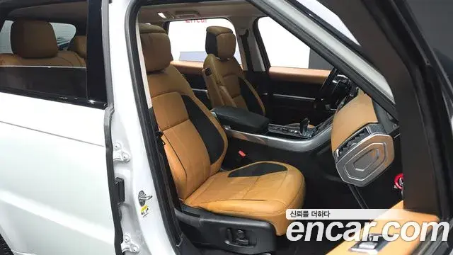 Land Rover Range Rover Sport 2018 — Şəkil 29/37