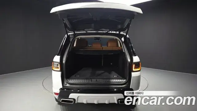 Land Rover Range Rover Sport 2018 — Şəkil 17/37
